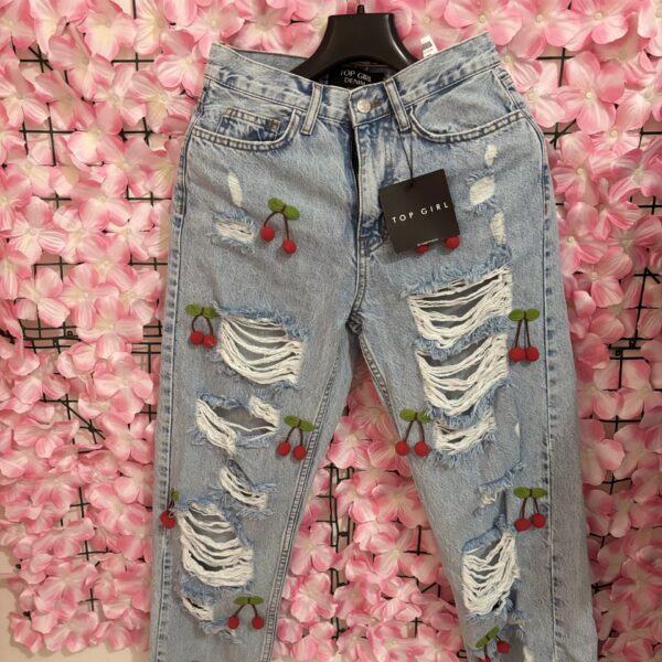 Jeans cherry